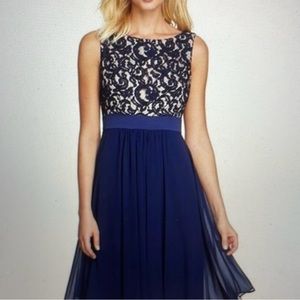 Eliza J Empire Gown w/tier chiffon bottom & lace overlay top - Navy